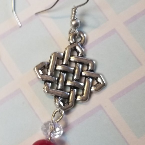 *5/35* New Celtic Red Faux Glass Pearl and Crystal Earrings - Picture 2 of 3